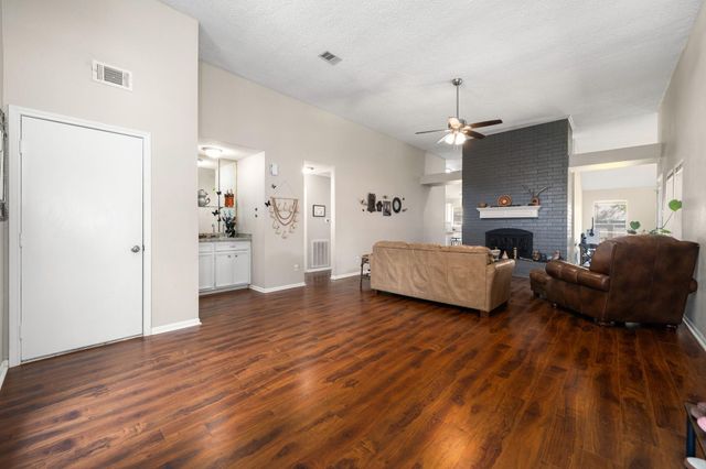 3203 Farmers Field Street, Pearland, TX 77581