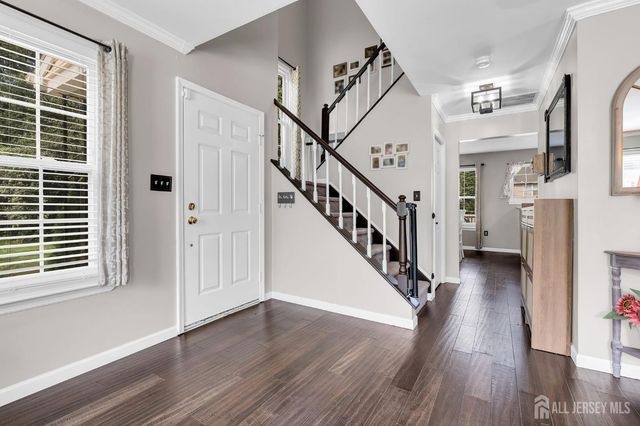 49 Lantern Lane, Sayreville, NJ 08872