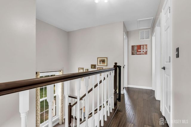 49 Lantern Lane, Sayreville, NJ 08872