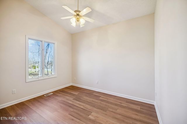 107 Walden Ridge Drive, Crossville, TN 38558