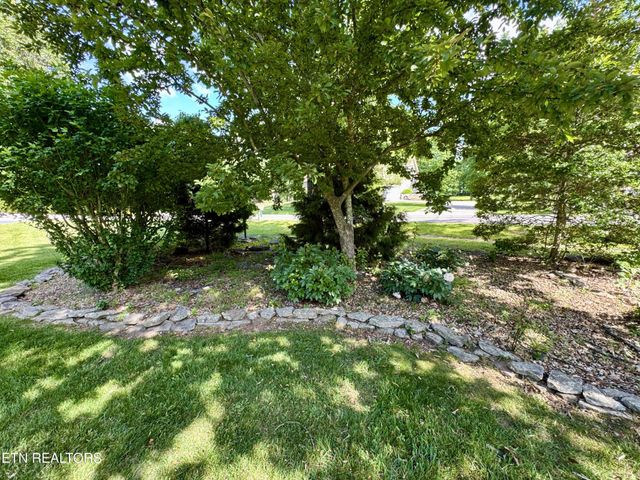 107 Walden Ridge Drive, Crossville, TN 38558