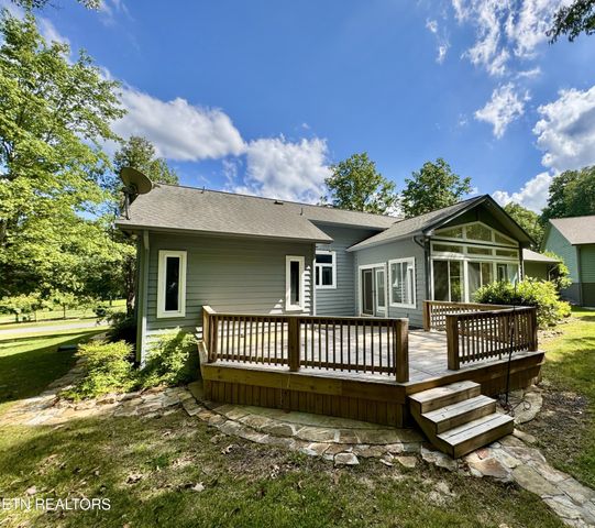 107 Walden Ridge Drive, Crossville, TN 38558