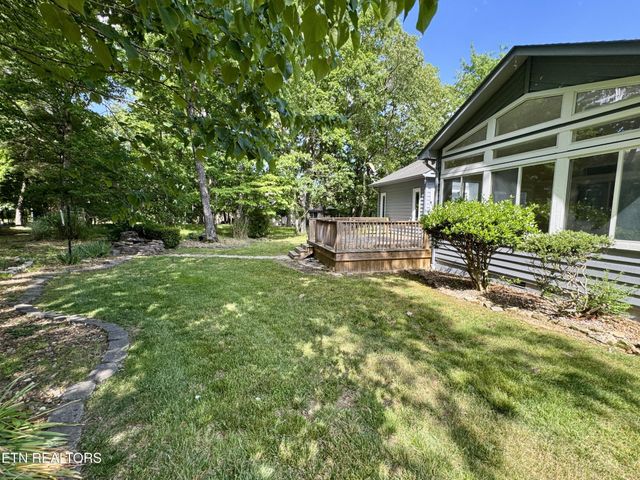107 Walden Ridge Drive, Crossville, TN 38558