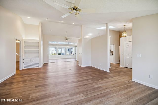 107 Walden Ridge Drive, Crossville, TN 38558