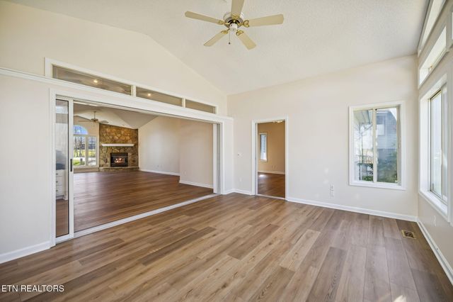 107 Walden Ridge Drive, Crossville, TN 38558