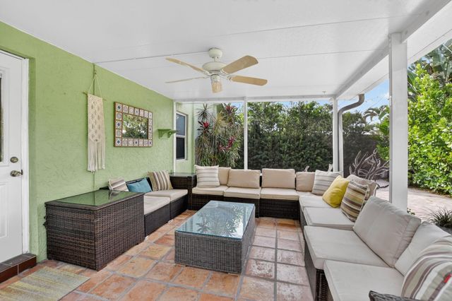 501 NW 54th St, Boca Raton, FL 33487