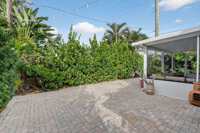501 NW 54th St, Boca Raton, FL 33487