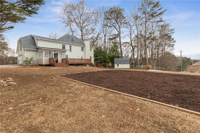 808 Valbrook SW Court, Lilburn, GA 30047