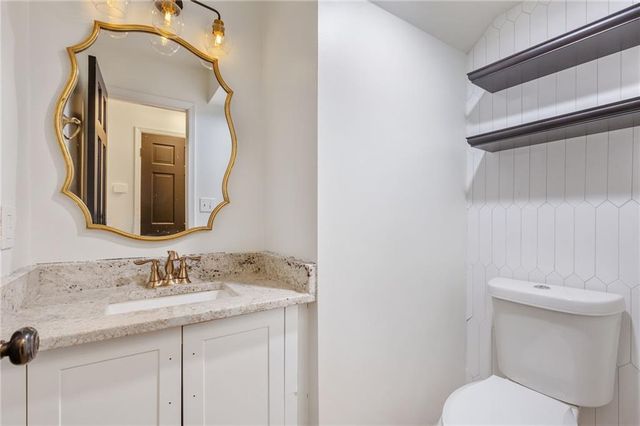 808 Valbrook SW Court, Lilburn, GA 30047