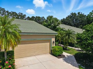 8512 54TH AVENUE CIRCLE E, Bradenton, FL 34211