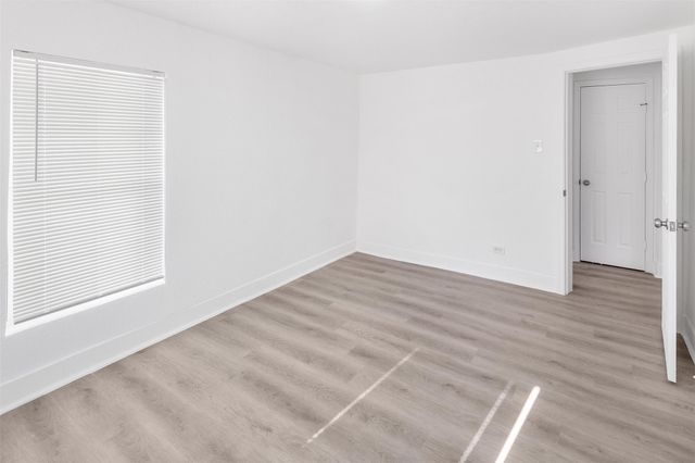 1911 Benson Street 4, Houston, TX 77020