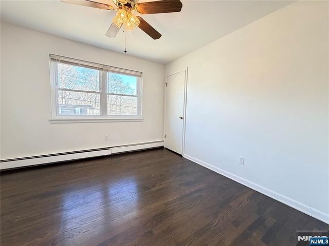 61 Star Lake Road 2, Bloomingdale, NJ 07403