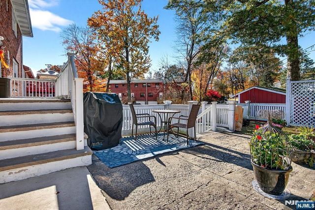 61 Star Lake Road 2, Bloomingdale, NJ 07403