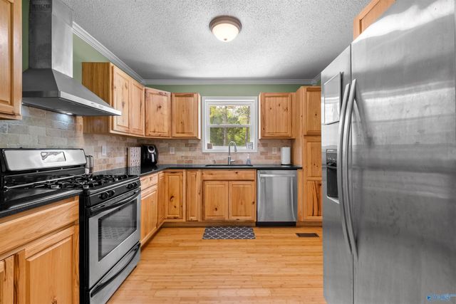 915 Sibert Circle, Glencoe, AL 35905