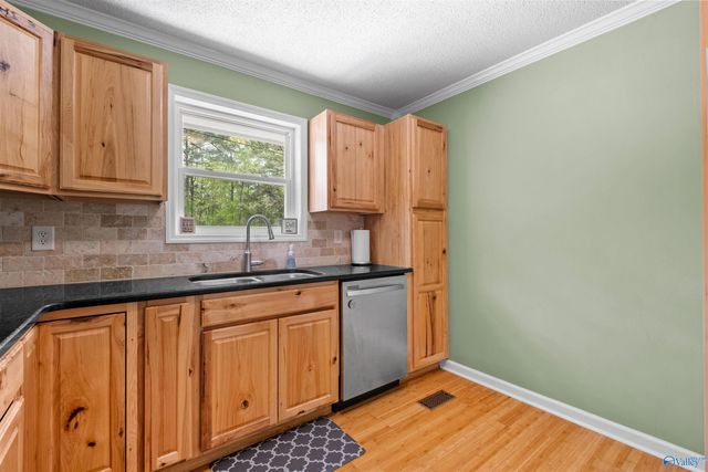 915 Sibert Circle, Glencoe, AL 35905