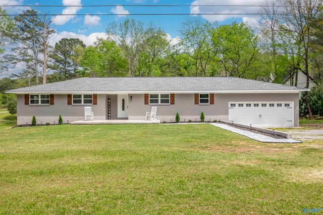 915 Sibert Circle, Glencoe, AL 35905
