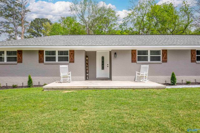 915 Sibert Circle, Glencoe, AL 35905