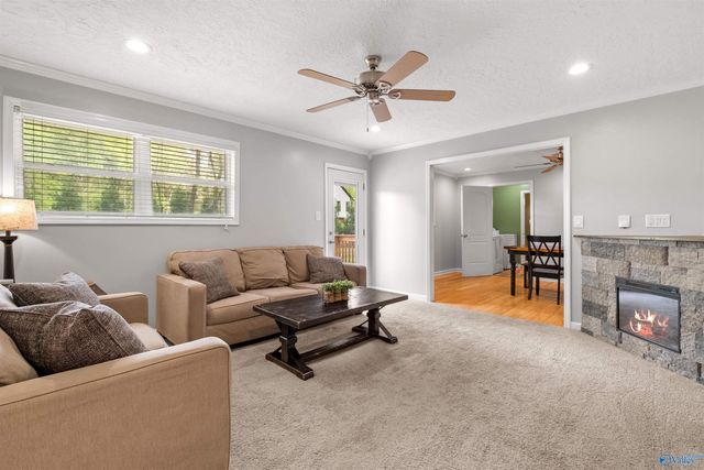 915 Sibert Circle, Glencoe, AL 35905