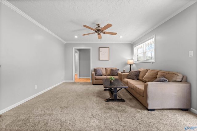 915 Sibert Circle, Glencoe, AL 35905