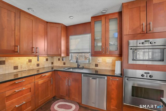 68 Eagle Place, West Haven, CT 06516