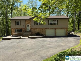6486 Decker Road, Lehman Twp, PA 18324
