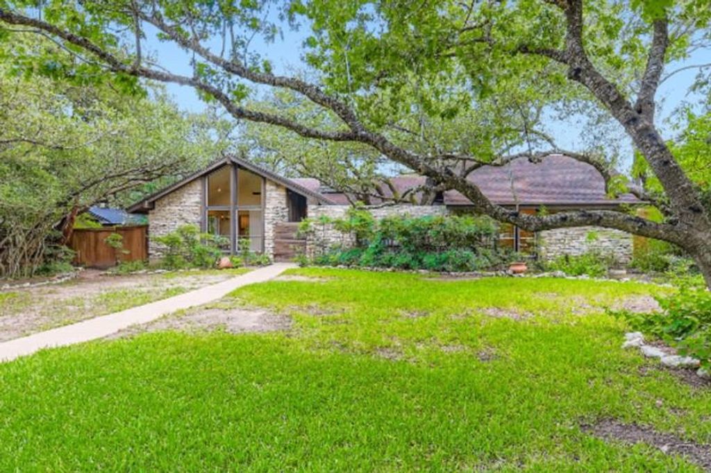 8715 Ridgehill DR, Austin, TX 78759