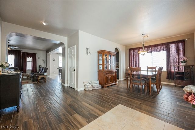 8054 Meadow Pasture Street, North Las Vegas, NV 89085