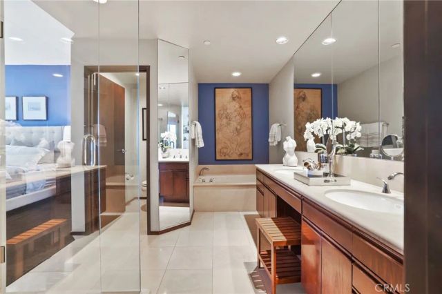 1310 E Ocean Boulevard 1604, Long Beach, CA 90802