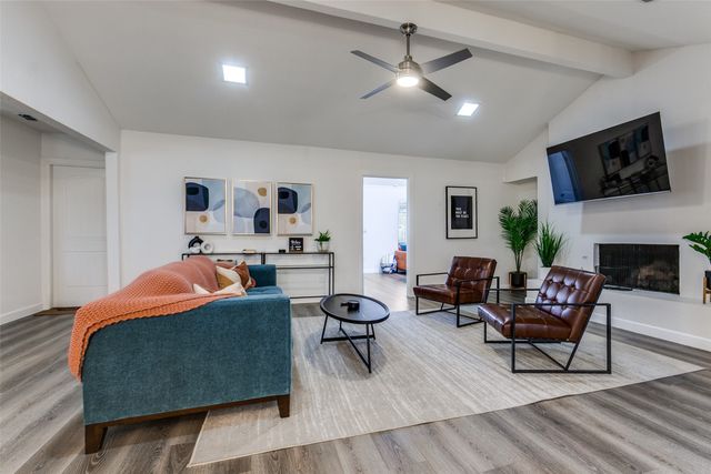 2901 Regal Road, Plano, TX 75075