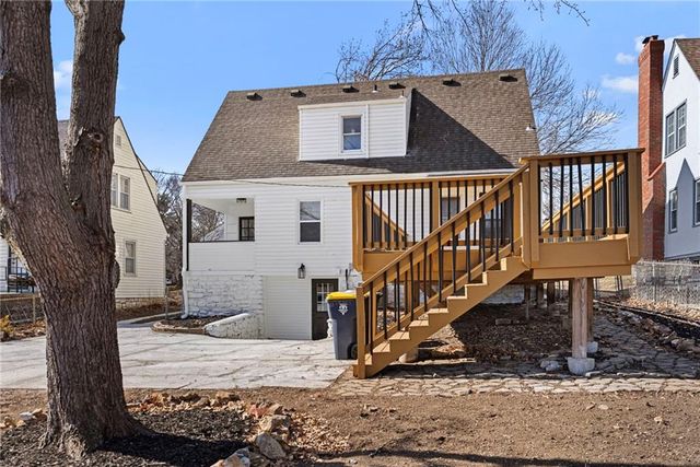 6531 Holmes Road, Kansas City, MO 64131