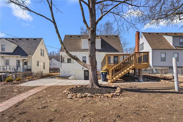 6531 Holmes Road, Kansas City, MO 64131