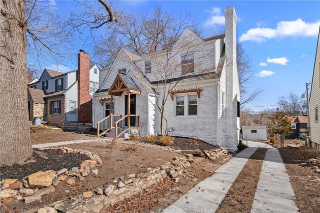 6531 Holmes Road, Kansas City, MO 64131