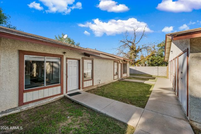 520 W CLARK Street 10, Mesa, AZ 85201