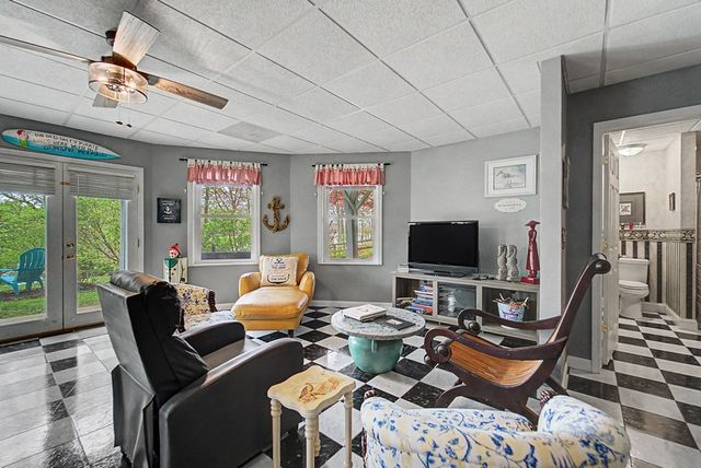 218 Lakeshore Drive, Hayesville, NC 28904