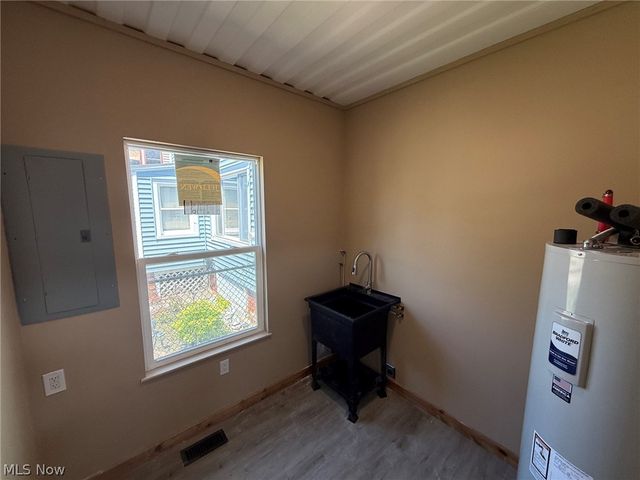 4832 E 84th Street, Garfield Heights, OH 44125