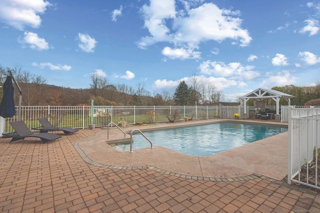 16 Marie Lane, Wallingford, CT 06492