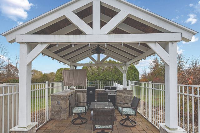 16 Marie Lane, Wallingford, CT 06492