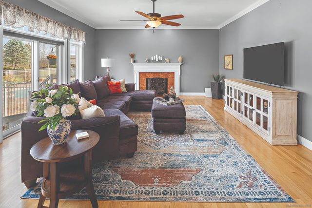 16 Marie Lane, Wallingford, CT 06492