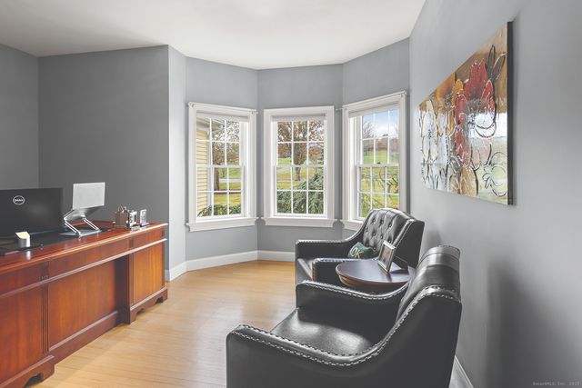 16 Marie Lane, Wallingford, CT 06492