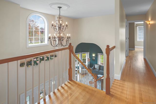 16 Marie Lane, Wallingford, CT 06492