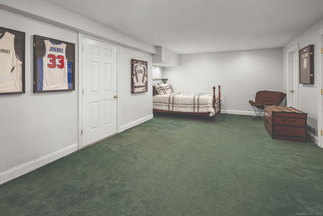 16 Marie Lane, Wallingford, CT 06492