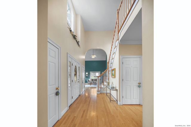 16 Marie Lane, Wallingford, CT 06492