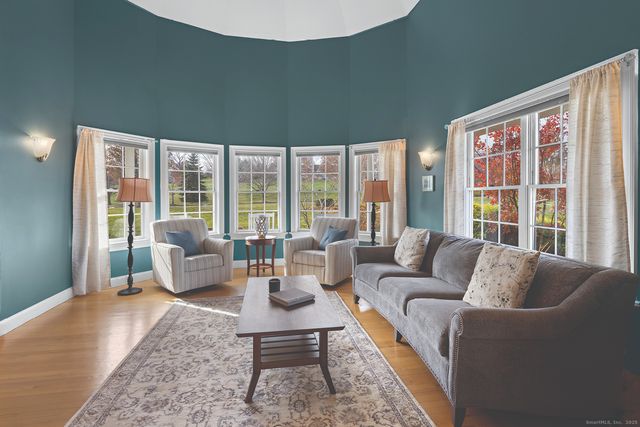 16 Marie Lane, Wallingford, CT 06492