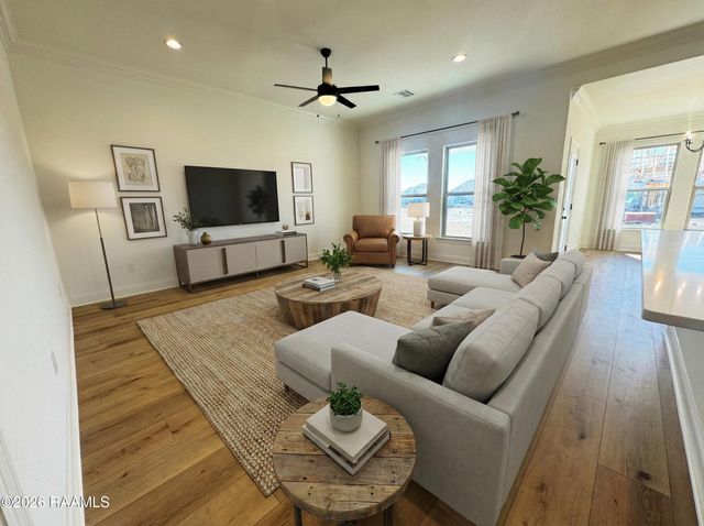 115 Lotus Street, Broussard, LA 70518