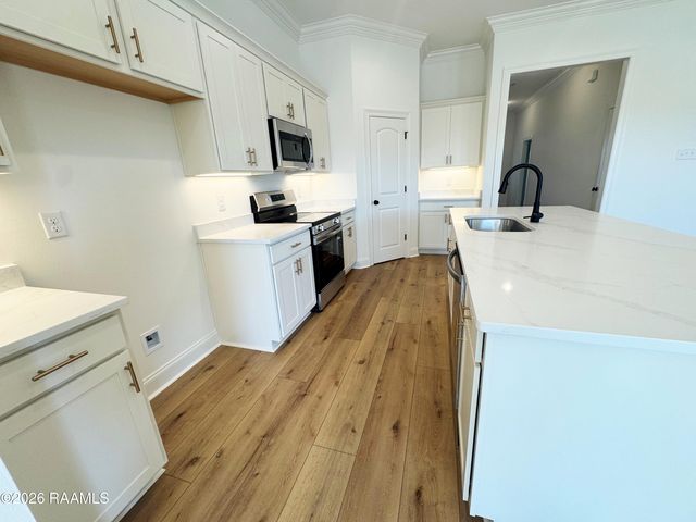 115 Lotus Street, Broussard, LA 70518