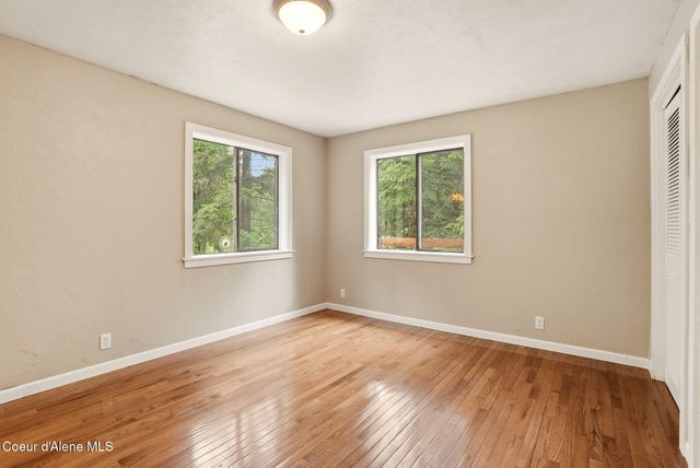 256 Poverty Ln, Spirit Lake, ID 83869