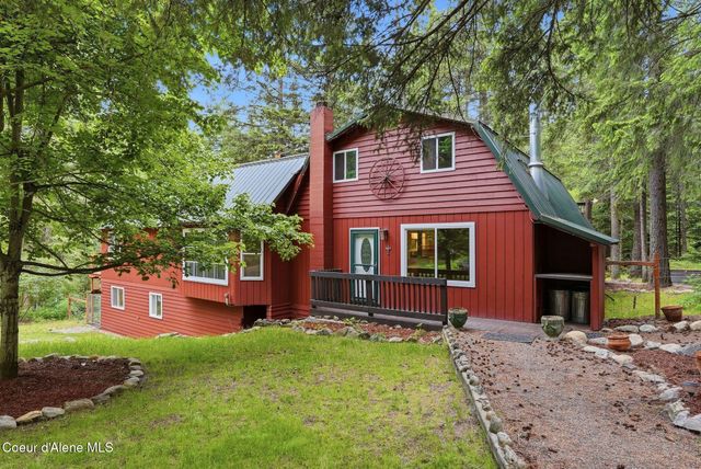 256 Poverty Ln, Spirit Lake, ID 83869