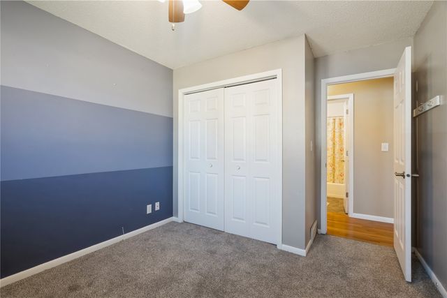 158 32nd St NW, Cedar Rapids, IA 52405