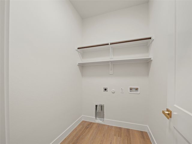 1033 E Bowie Street, Fort Worth, TX 76104