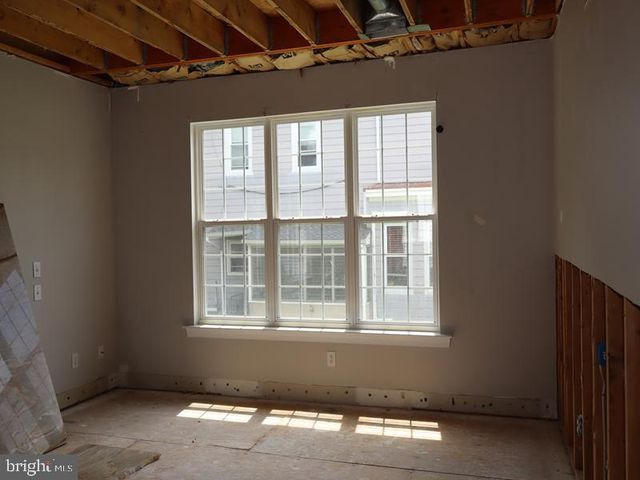 1019 LAFAYETTE AVE, Prospect Park, PA 19076